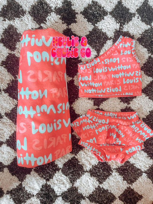 TOWELS AND PLAYMATS ( LEAVE PRINT IN NOTES)