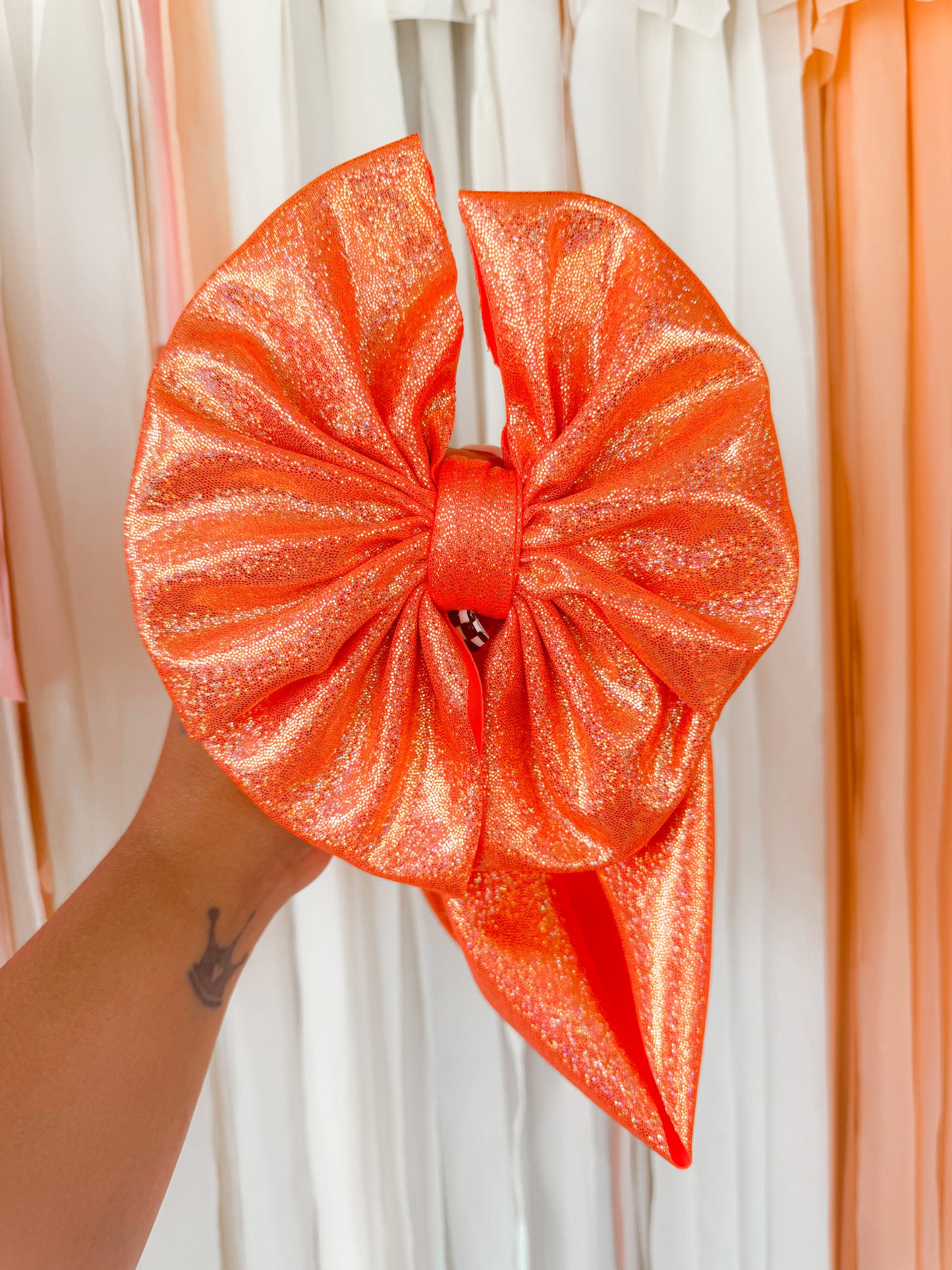 HOLO ORANGE BOWS