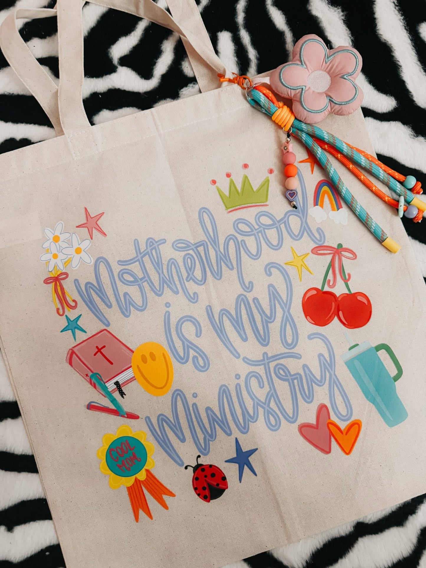 CUTIE TOTE BAGS ✨ (you pick your graphic & color choice) leave me notes!
